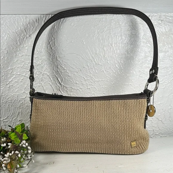 The SAK Tan and Brown Knit Leather Shoulder Bag w/ Hang Tag Leather Pad Bottom - Picture 16 of 16